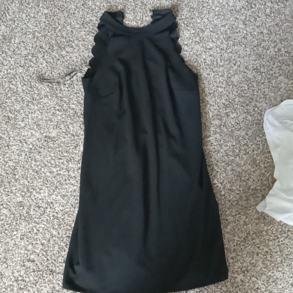 Lettuce cut arms fancy work dress